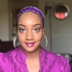 Meet your Posher, Amana